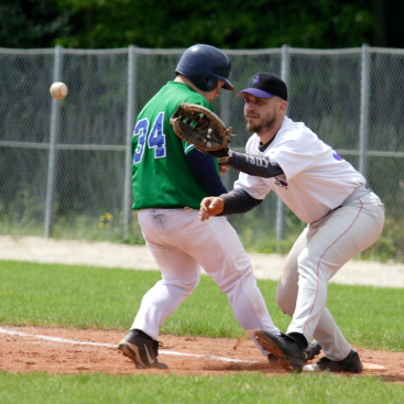 Baseball-0006-2.JPG